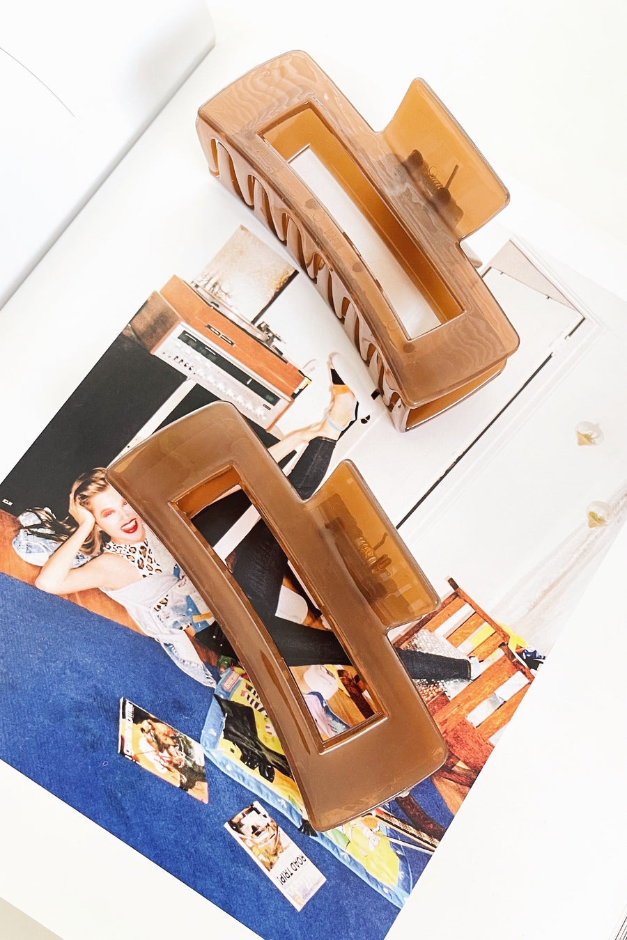 brown hair clip